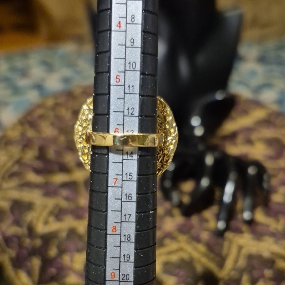 Gold Coin-Inspired Statement Ring - Picture 5 of 5